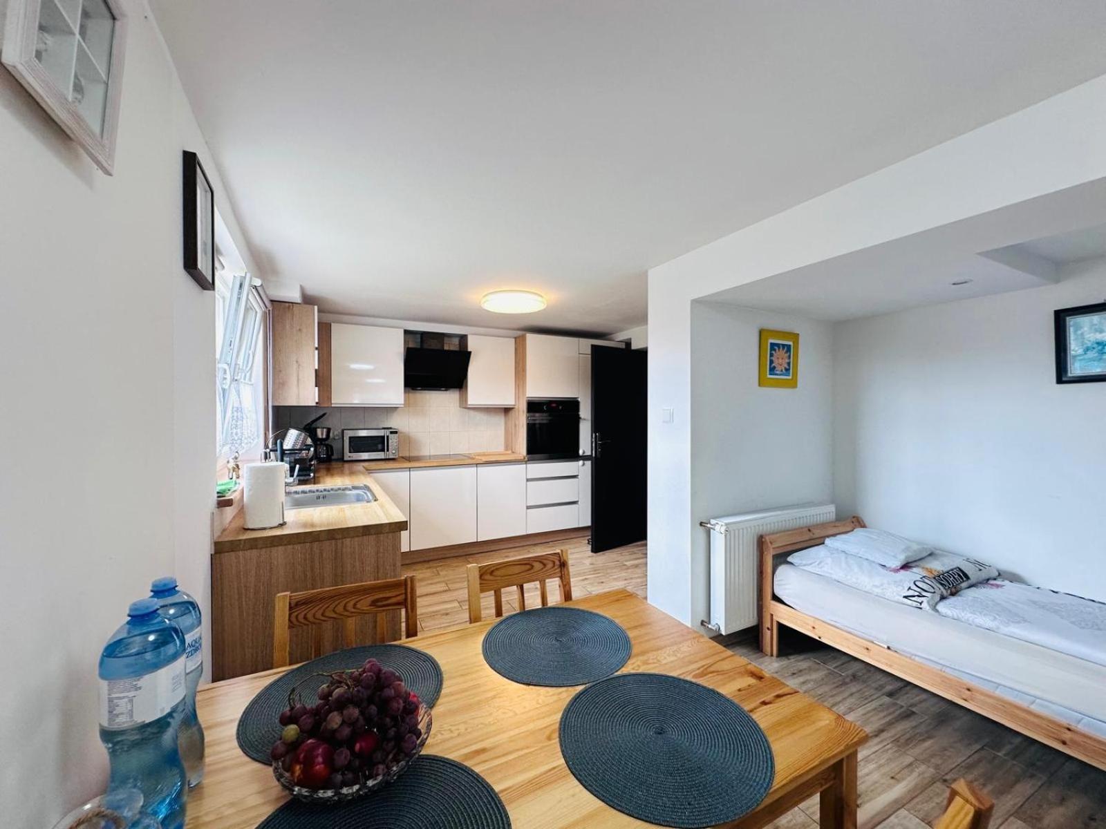 Apartament Bukowy Klodzko Bagian luar foto
